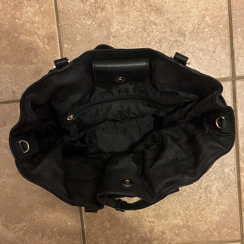 Michael Kors Leather Handbag Black - Picture 6 of 8